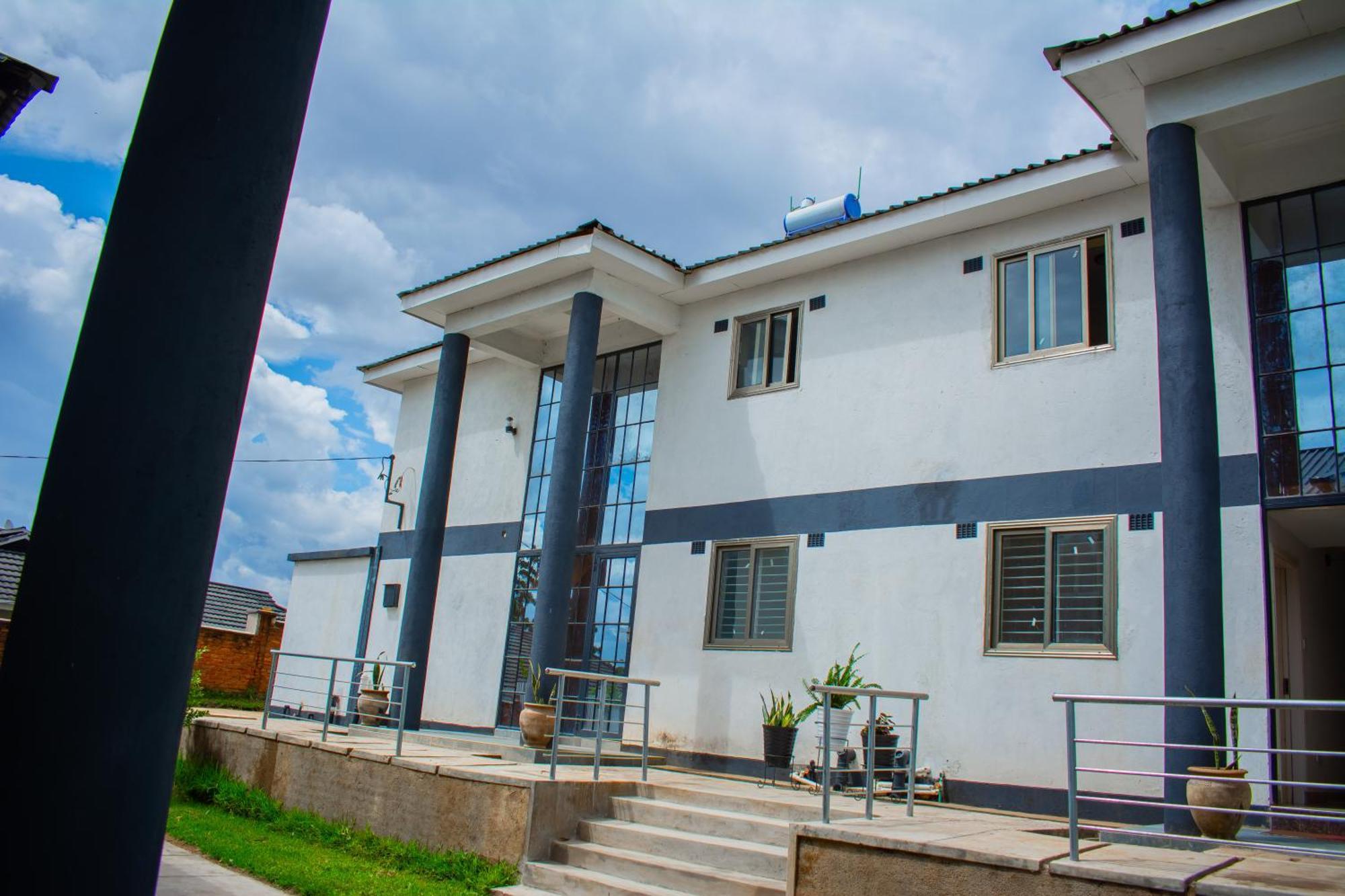 Divine Heights Bed And Breakfast Lilongwe Area 43 المظهر الخارجي الصورة