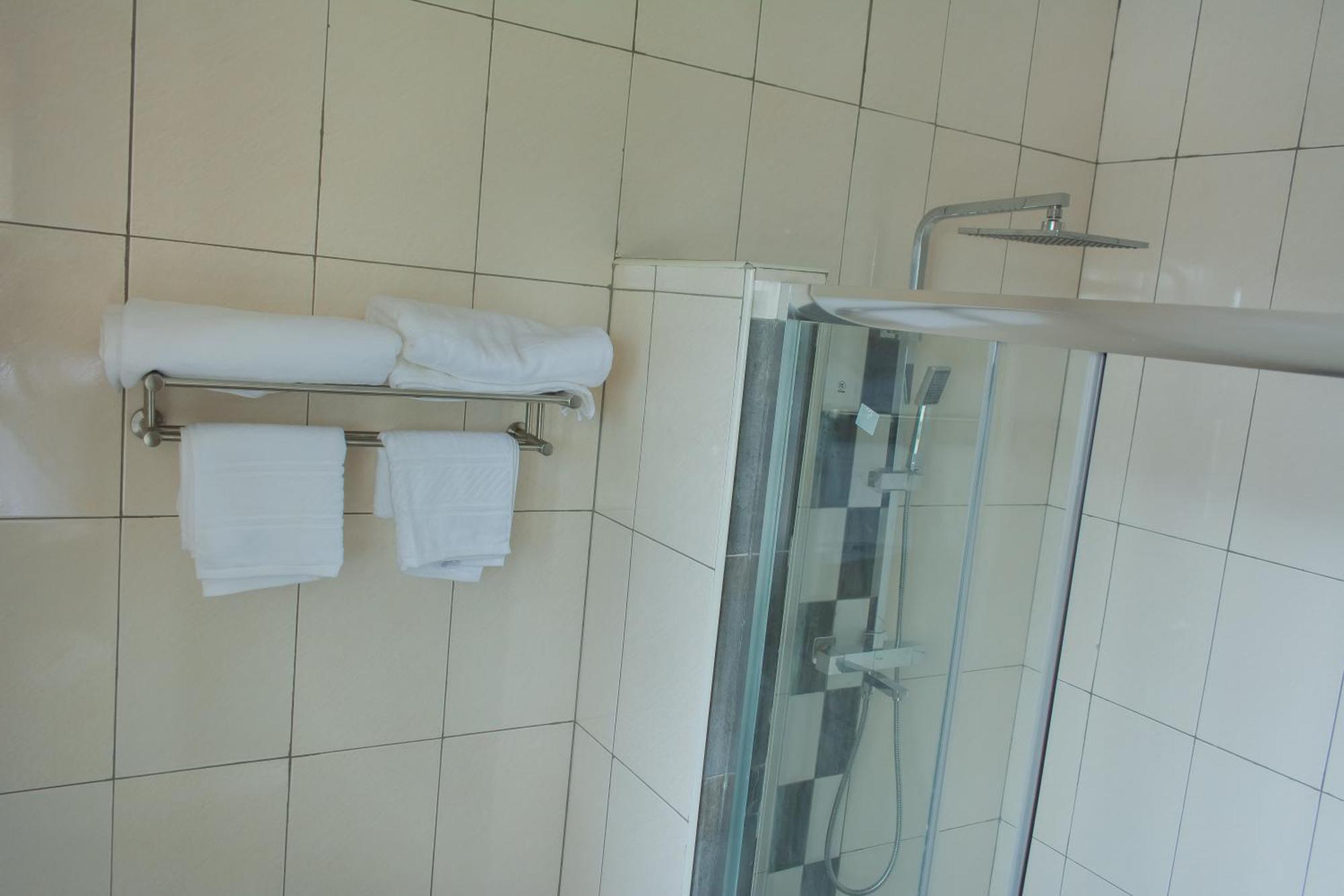 Divine Heights Bed And Breakfast Lilongwe Area 43 المظهر الخارجي الصورة